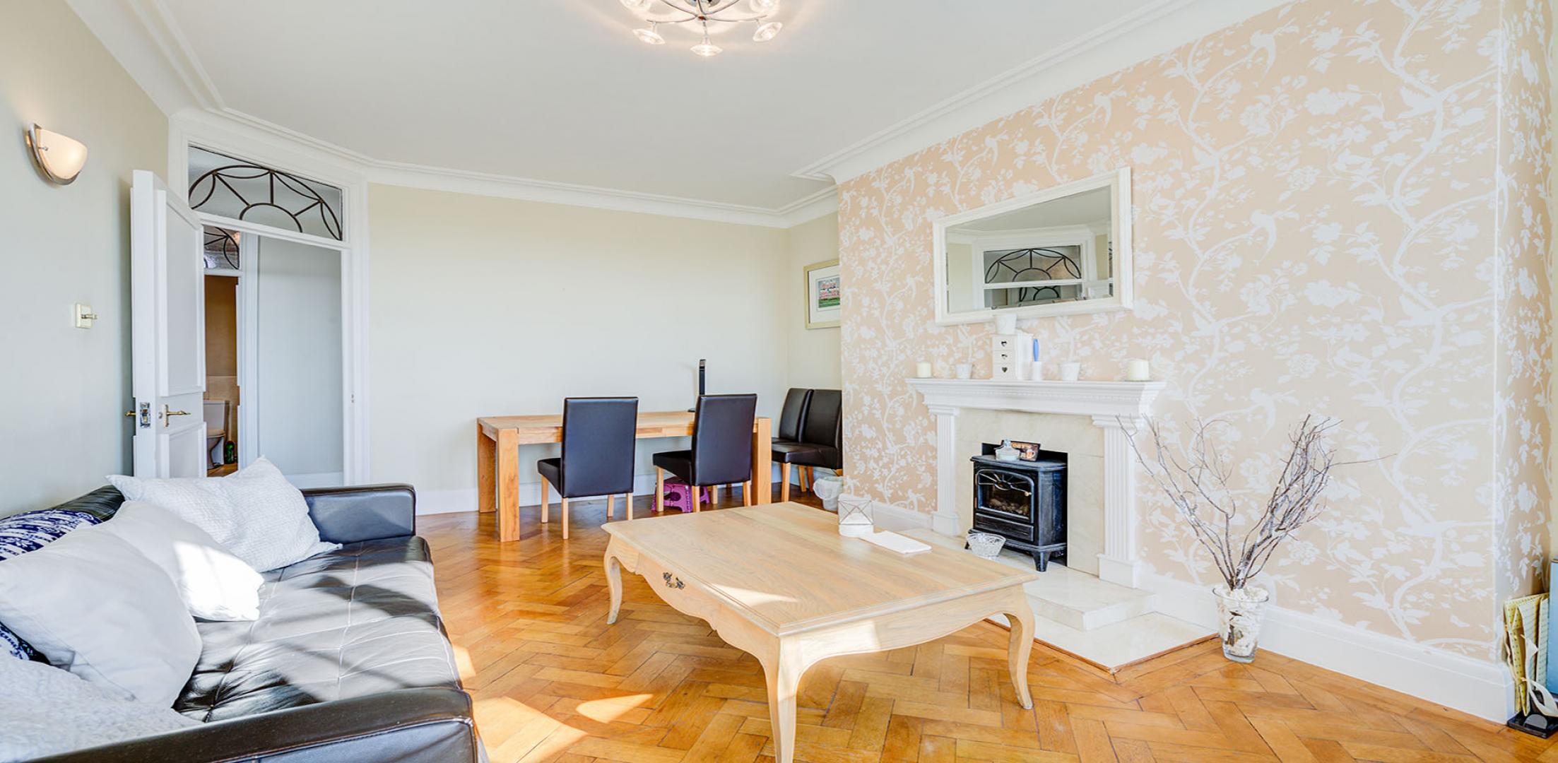 			2 Bedroom, 1 bath, 1 reception Flat			 Finchley Road, Finchley Road